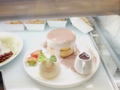 -BONBON BAKERY