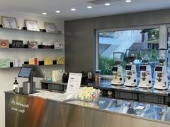 -HUGS coffee(东区店)