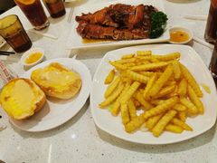-香港新发烧腊茶餐厅(万象店)