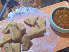 -挂旗柴锅鸡(蚌山区嘉年华店)