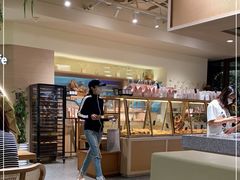 -Dough&Joe团憩(瑞虹天地月亮湾店)
