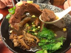 -尊品原汁牛肉面