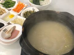-在蒙自过桥米线