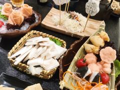 -湊湊火锅·茶憩(打浦桥日月光店)
