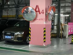 -环球港-停车场