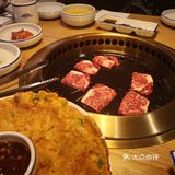 选的这家店，然后比较有特色的吧，都是牛肉还不贵