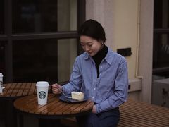 -星巴克(郑州普罗旺世店)