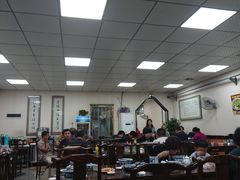 大堂-崇德楼水盆牛羊肉泡馍馆(文艺路店)