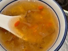 银耳桃胶羹-潮界(虹桥新天地店)