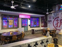 大堂-马路牙子地桌烤肉(工体店)