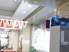 -老码头黑皮肘子锅包肉熏酱水饺(文政街店)