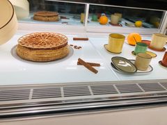 -潮一不贰·法式甜品·生日蛋糕·西式简餐(外滩店)