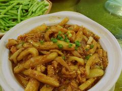 咸鱼茄瓜煲-台山第一家兴华黄鳝饭·黄鳝婆(开平店)