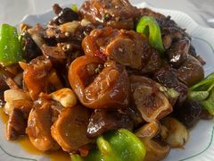 -丹水桥地锅鱼·翘嘴鲌·地方特色全鱼宴(丹江口大坝店)
