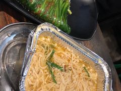 -蚝美人·生蚝海鲜烧烤(茶花园店)