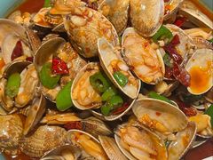 -六福烧烤酒馆(秦隆步行街店)