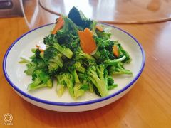 蒜蓉西兰花-哈啾嗨·蒙文化主题餐厅(京汉新城店)