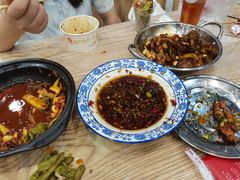 -江城燕子大排档(江汉路步行街店)