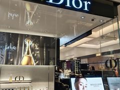 -Dior(新八佰伴店)