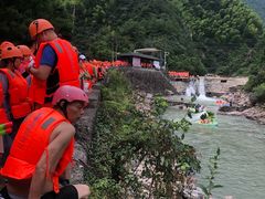 -安吉龙王山峡谷漂流