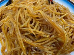 酸辣土豆丝饭-生活本该如此北京小馆(周庄嘉园店)