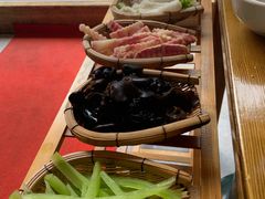 -阿婆情腊排骨火锅(饮玉巷店)