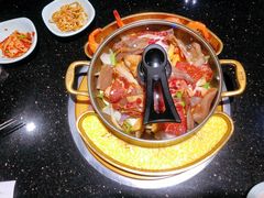 -猪啊牛呀羊啊铜盘烤肉(正大广场店)