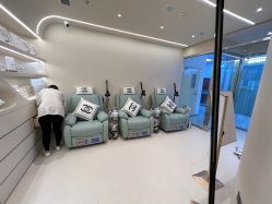 -洛伊科技抗衰护肤中心
