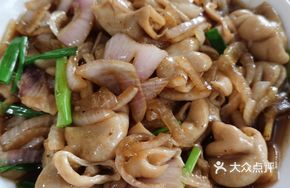 Scallion Braised Intestines