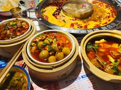 -贤合庄卤味火锅(时代广场店)