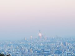-鬼笑石后山停车场
