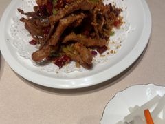 -八府香鸭·啫啫煲(华山路店)