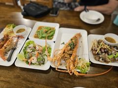 -两兄弟Song Pee Nong(2号店)