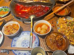 -萍姐火锅·公路夜市(武汉首店)