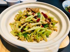 -鸽子侯·家宴·平价海鲜(市图书馆店)