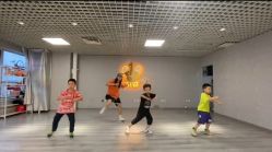 -WITCH （舞季）舞蹈工作室