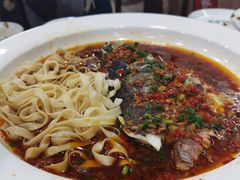 -湖南人家湘菜馆(镇江路店)