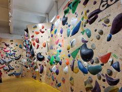 -问山MountQuest攀岩馆