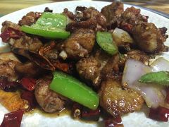 -大富蚝乌东哥饭店·石锅鱼杂·柠檬鸭(革新路店)