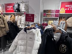 -王府井奥莱临潼小镇(临潼店)