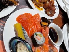 -四海一家自助餐(益田假日广场店)