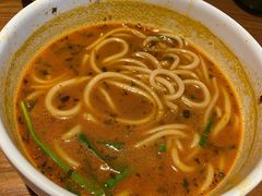 小锅米线-云海肴·汽锅鸡·云南菜(天山百盛优客店)