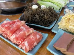 牛肉卷-老何家后安粉·糟粕醋海鲜火锅(三亚湾椰梦长廊店)