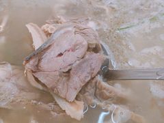 -老石黑山羊毛驴肉火锅(金凯广场店)