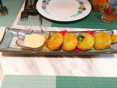 泰式手打虾饼-蜜桃花开·中西融合菜E&W(南长街店)