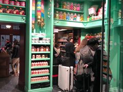 -九又四分之三站台哈利波特商店