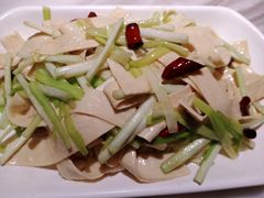 -滇铺子(欣都龙城店)