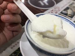 冻双皮奶-周大娘牛乳(旧寨古村总店)