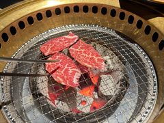 -山川小町·极番烧肉(新地假日广场店)