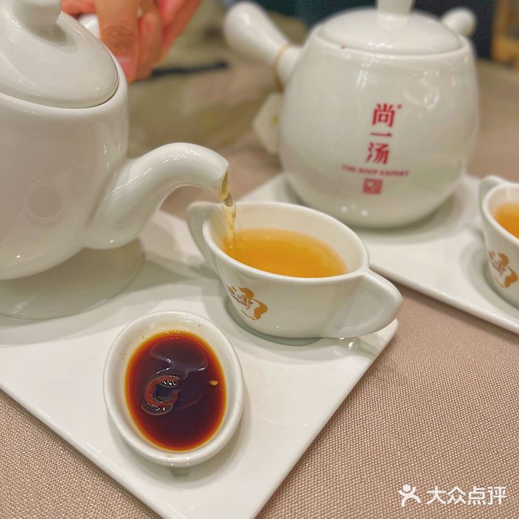 ⭕️杭州探店|风靡上海14年的轻奢粤菜餐厅杭州首店登陆奥体